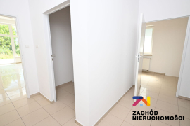 Lokal o pow.74,40 m.kw. na Os. SŁonecznym